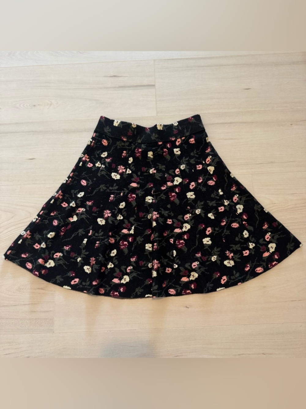 Club Monaco Black Floral Skater Skirt XS